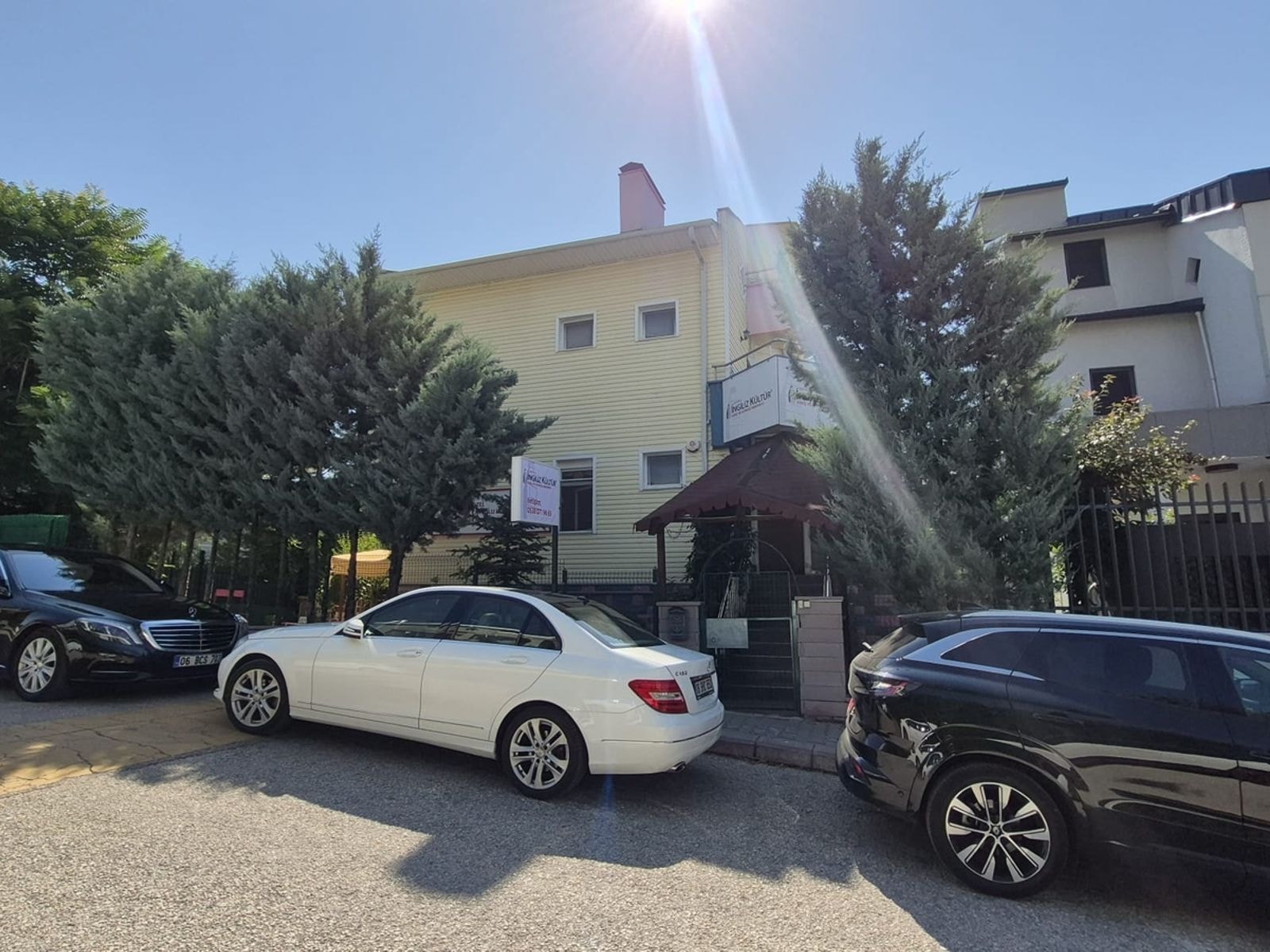 PARK CADDESİ PARALELİNDE YATIRIMLIK MÜSTAKİL SATILIK VİLLA — 2